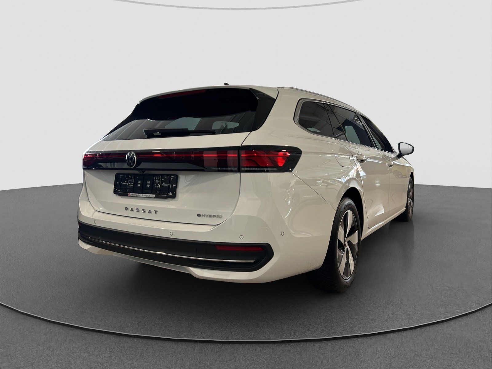 Volkswagen Passat Variant - Bild 10
