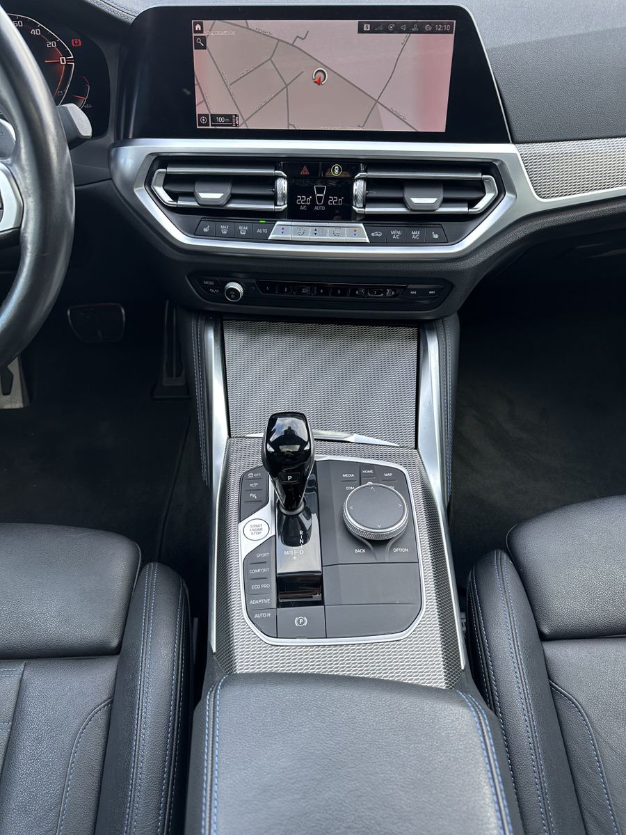 Fahrzeugabbildung BMW M440i Gran Coupé xDrive NAV+LASER+HEAD-UP+PANORA