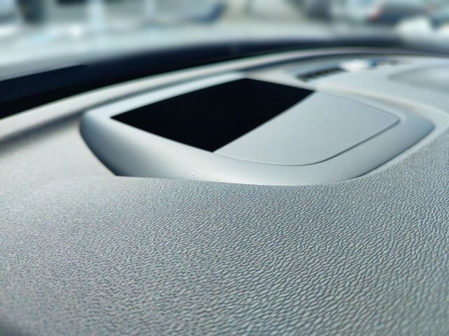VOLVO XC 60 (Bild 18 von Array)