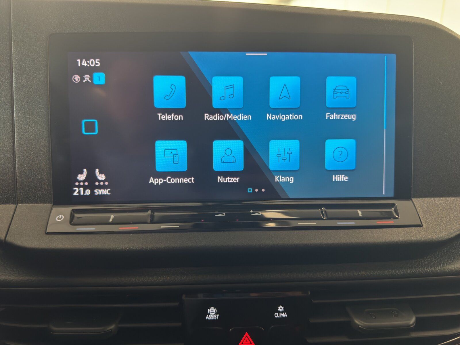 Fahrzeugabbildung Volkswagen Caddy Maxi California 2.0 TDI DSG APP AHK Kamera