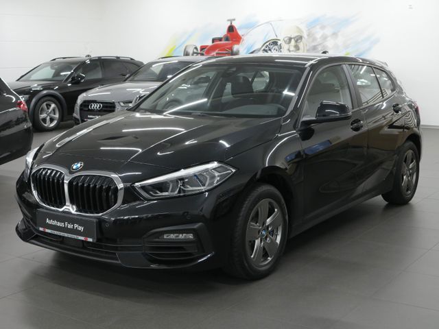 BMW 118 i Aut. LED/NAVI/SHZ/PDC/UNFALLFREI!