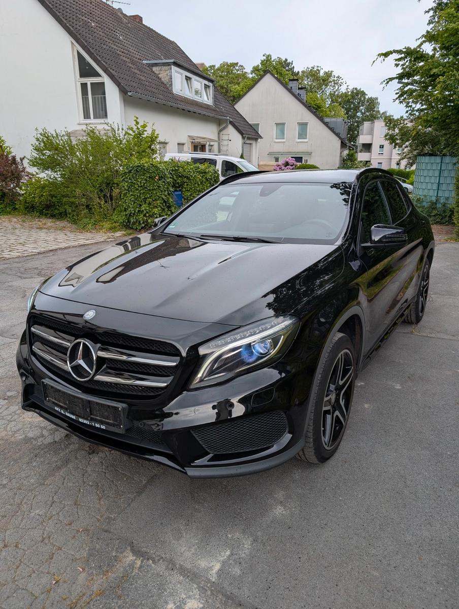 Mercedes-Benz GLA 180 Street Style AMG