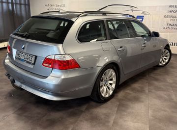 BMW 523 - 8