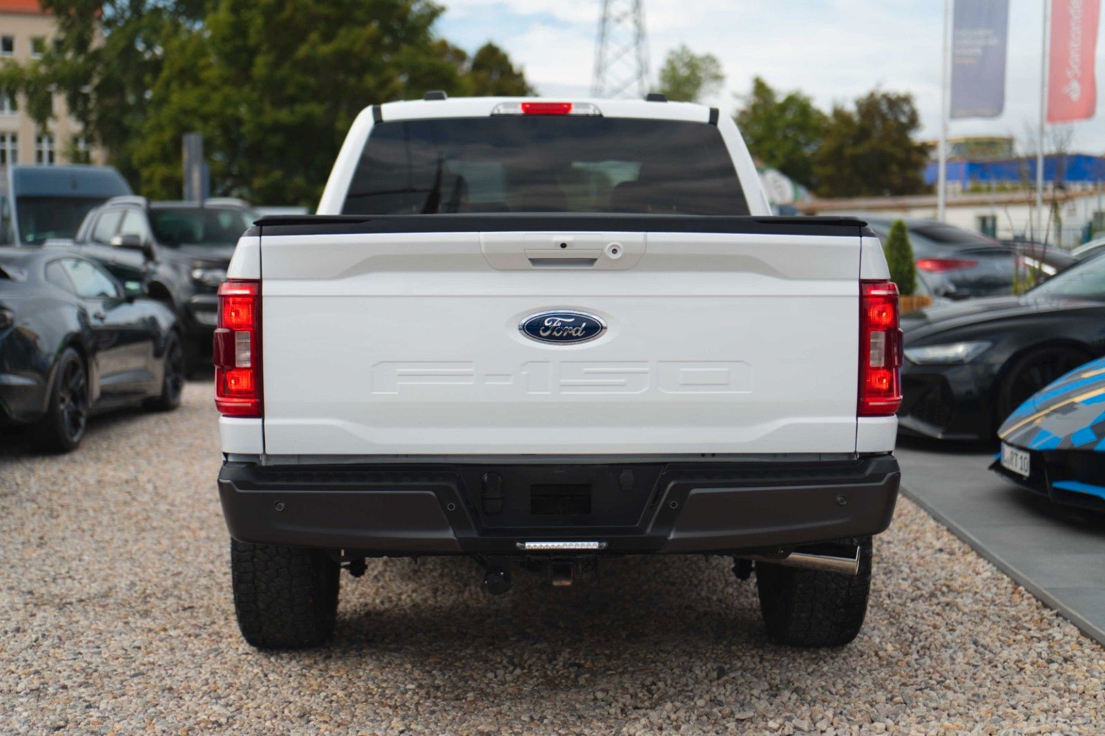 Fahrzeugabbildung Ford F150 5.0L V8 4x4 Offroad SuperCrew RAPTOR 19%