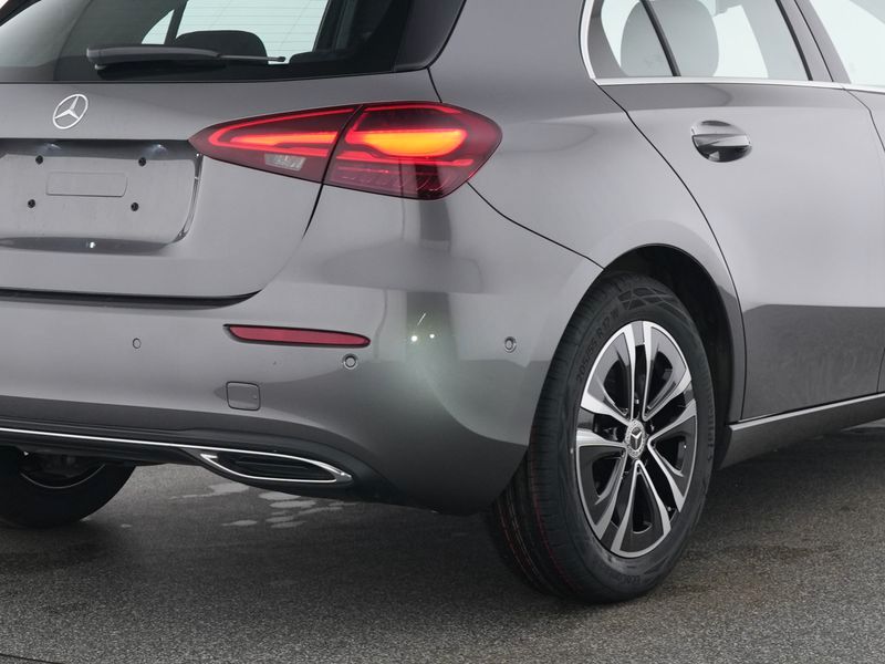 Mercedes-Benz A 180 Progressive LED Kamera SHZ Winter 17' foto 5