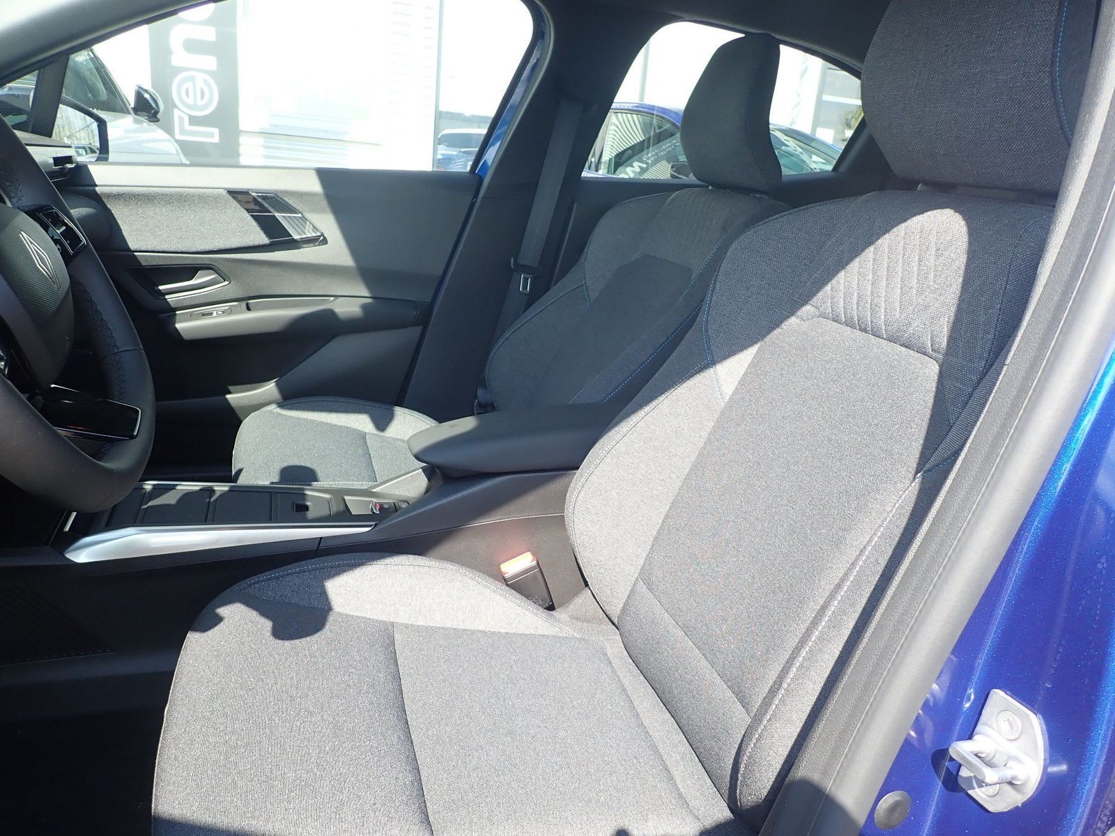 Fahrzeugabbildung Renault Clio Evolution Full Hybrid E-Tech 160