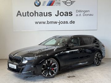 BMW Leasingangebot: BMW i5 xDrive40 Sitzbelüftung vorn, Glasdach, Bowers
