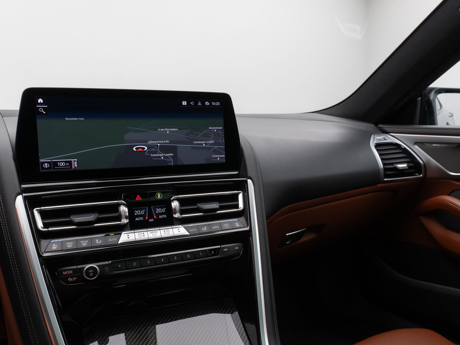 Fahrzeugabbildung BMW M850i xD Gran Coupé Panorama 360°HUD H/K SoftCL