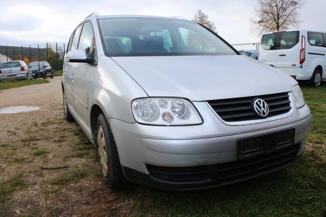 Volkswagen Touran 1,6  75Kw  Tüv1.25 Ahk