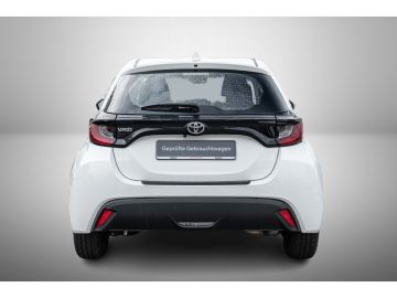 Toyota Yaris - 4