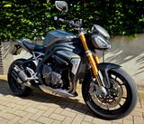 Triumph Speed Triple 1200 RS - Triumph Motorräder in Hamburg