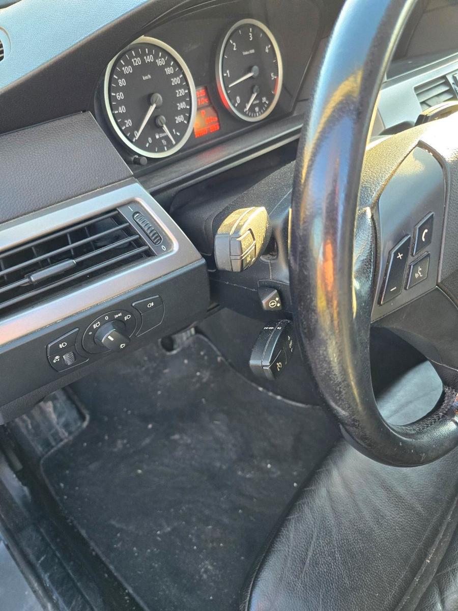 BMW 530 2004 — photo 9