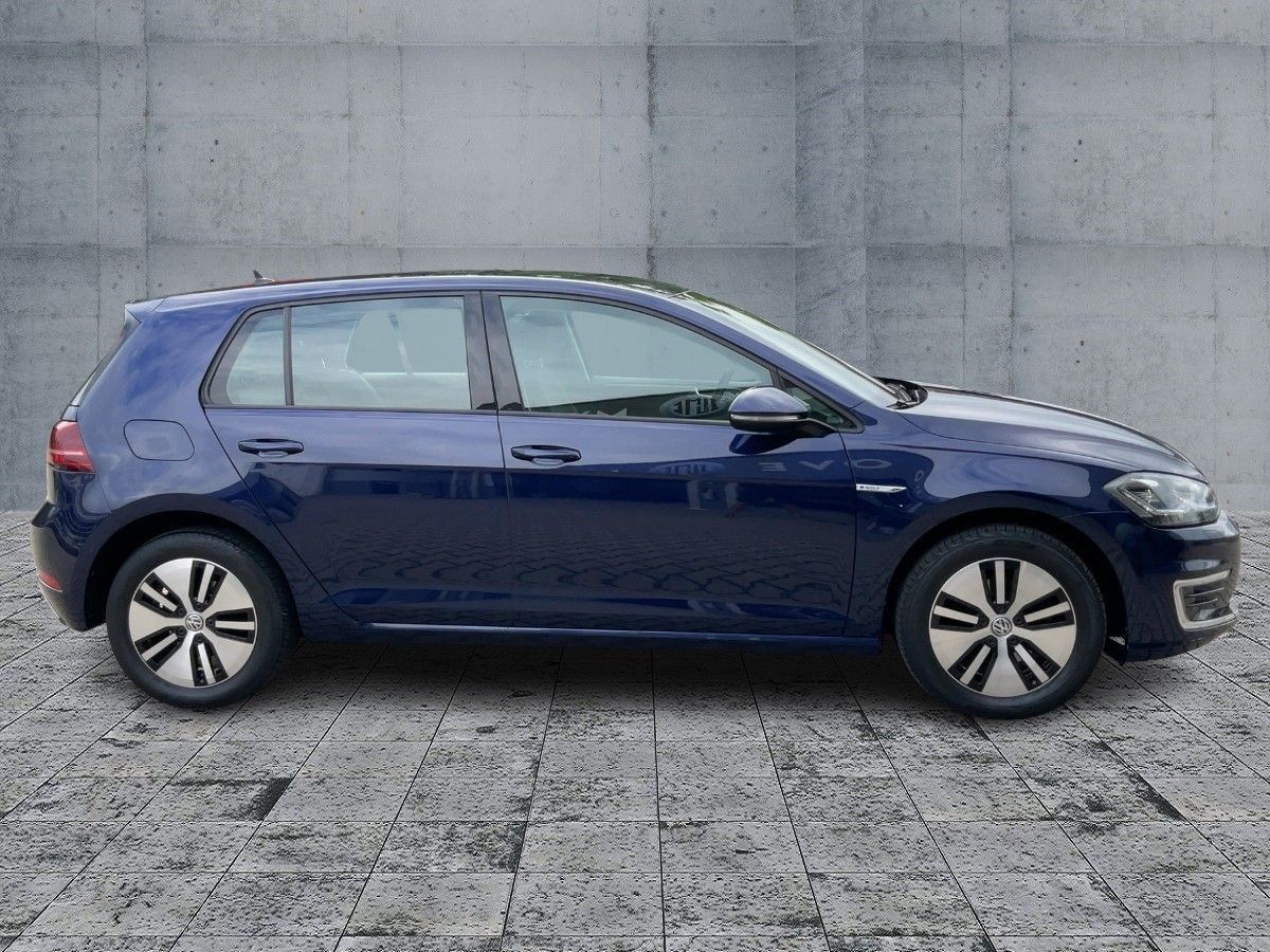 Volkswagen Golf - Bild 7