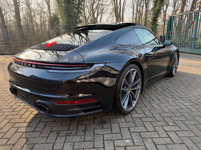 Porsche 911 Carrera Coupe,Bose;Panorama;Sportabg75546,-€