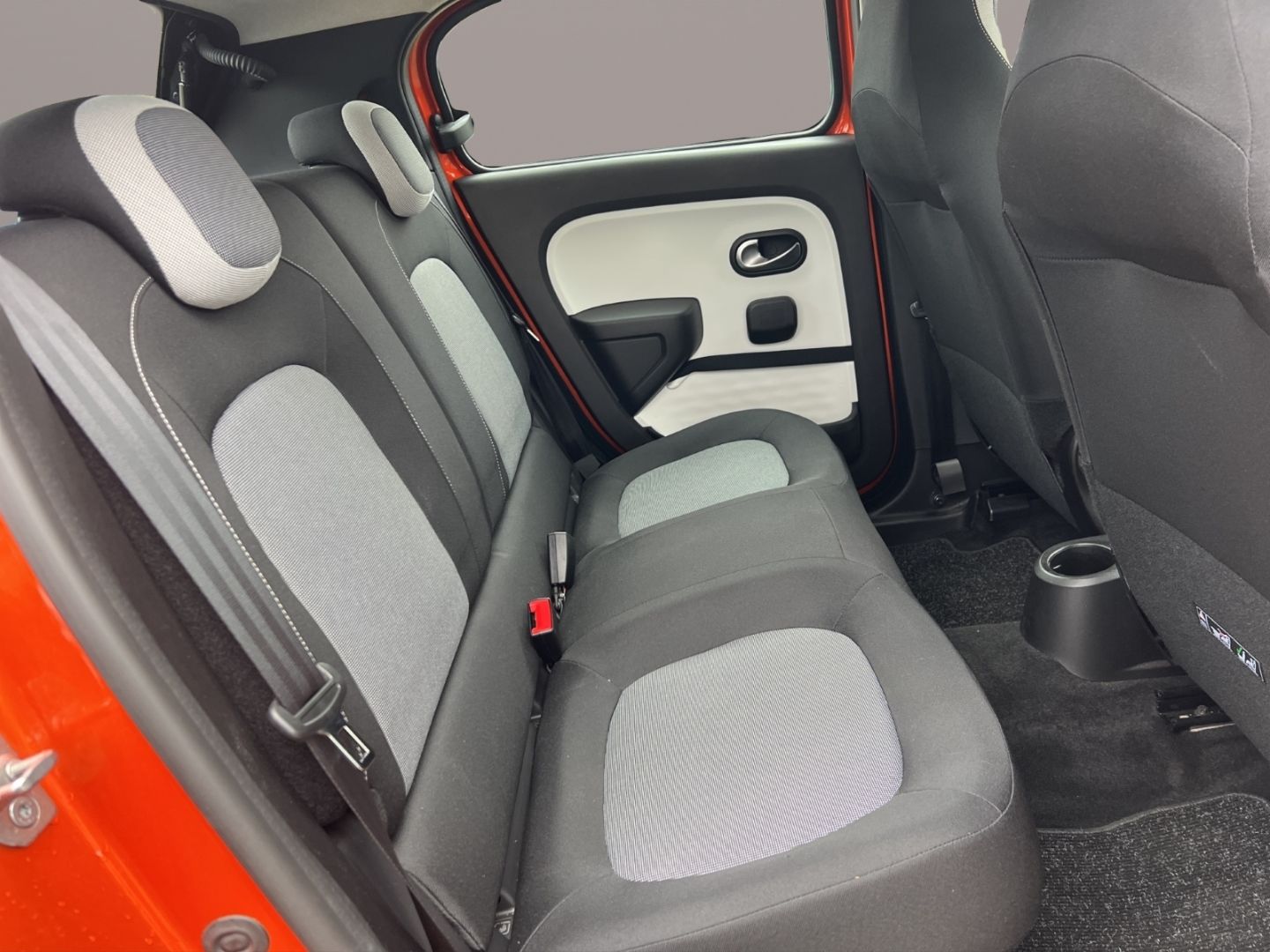 Fahrzeugabbildung Renault Twingo Equilibre 1.0 SCe 65 Faltdach Soundsystem