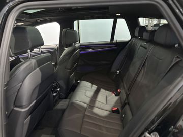 Fotografie 14 des BMW 530 530d xDrive Touring AT