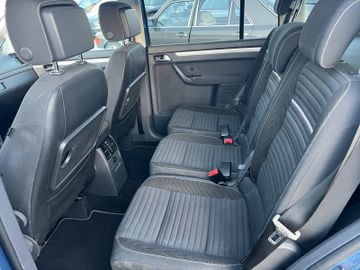 Volkswagen Touran - 7