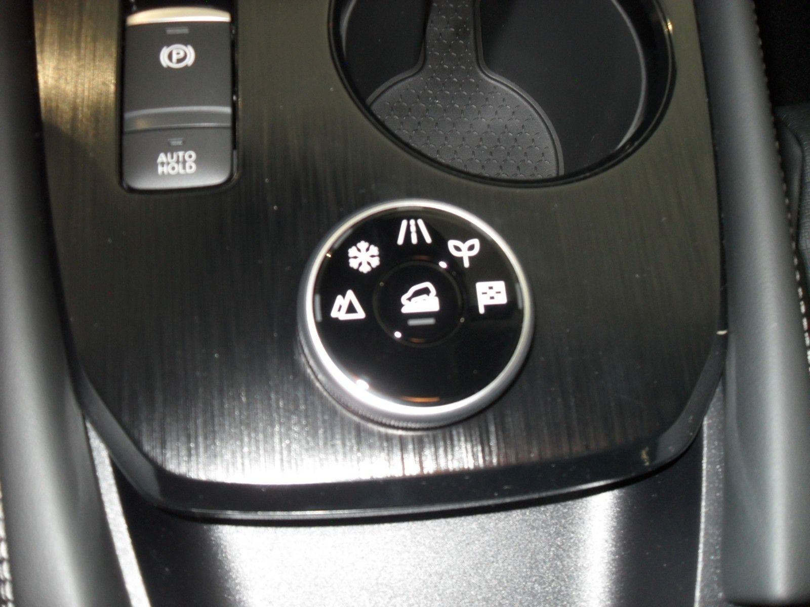Fahrzeugabbildung Nissan X-Trail e-Power e-4orce Tekna | Head-up