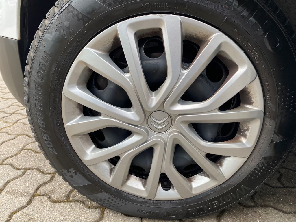 Fahrzeugabbildung Citroën Berlingo M PureTech 110 LIVE *Einparkhilfe*