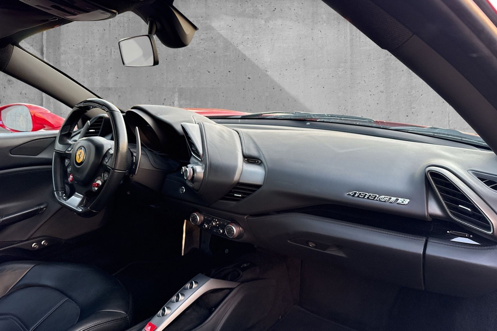 Fahrzeugabbildung Ferrari 488 GTB*Dt.Auto*LED Lenkrad*Kamera*Embleme