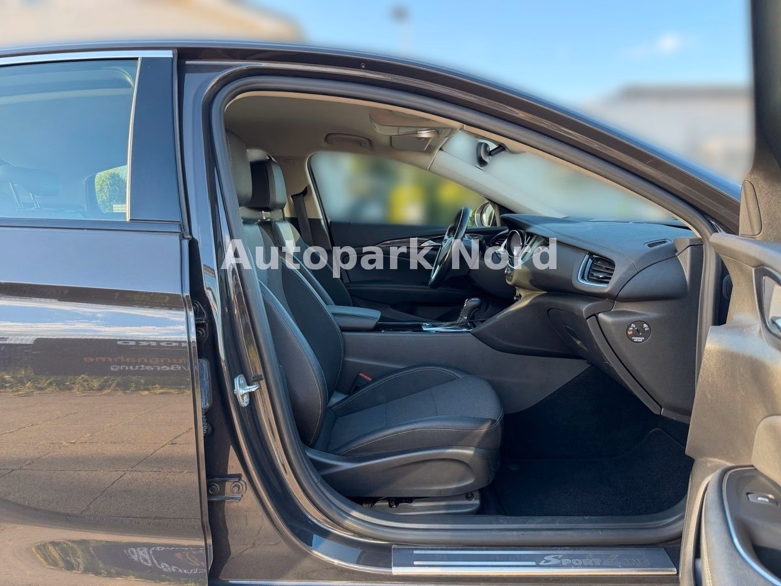 Opel Insignia 2.0D Aut. 128kW Elegance GS/1.HAND/LED