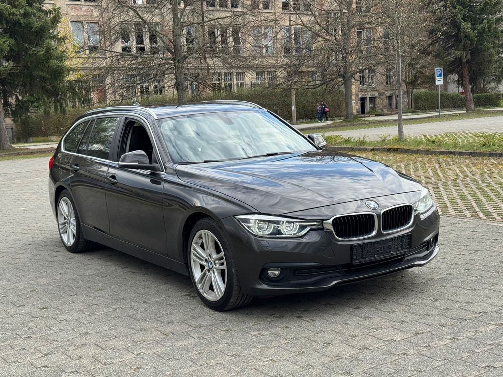 Image of BMW 320