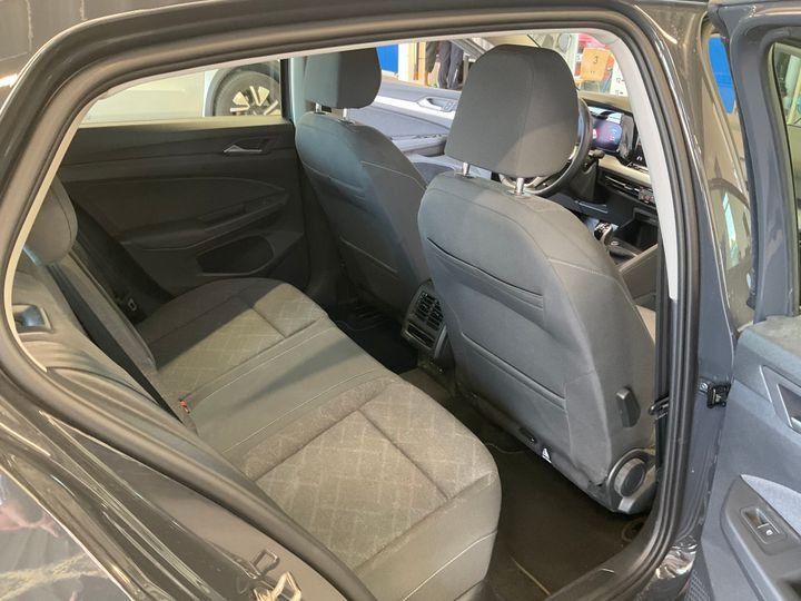 Fahrzeugabbildung Volkswagen Golf Life TSI *Cam*PDC*LED*Sitzhzg*App*ACC*XDS*