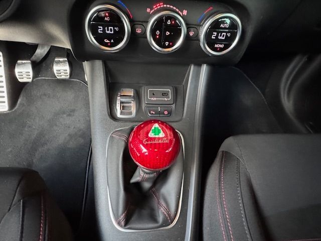 Fahrzeugabbildung Alfa Romeo Giulietta Sprint NAVI 18" ALU - TOP