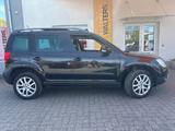 Skoda Yeti Ambition Plus Edition = Automatik - Schiebe - Skoda Yeti: Schwarz