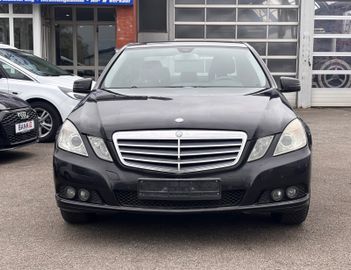 Mercedes E 220 - 2