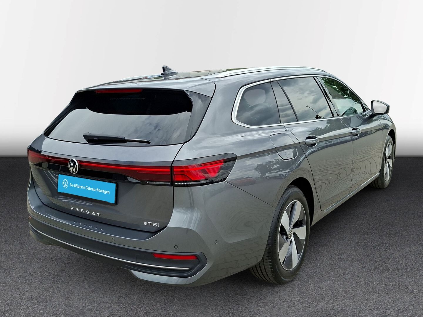 Passat Variant 1.5 eTSI Business *AHK*DCC*HUD*
