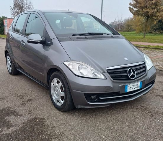 Mercedes-Benz Mercedes-benz A 160 A 160 CDI BlueEFFICIENCY Ele