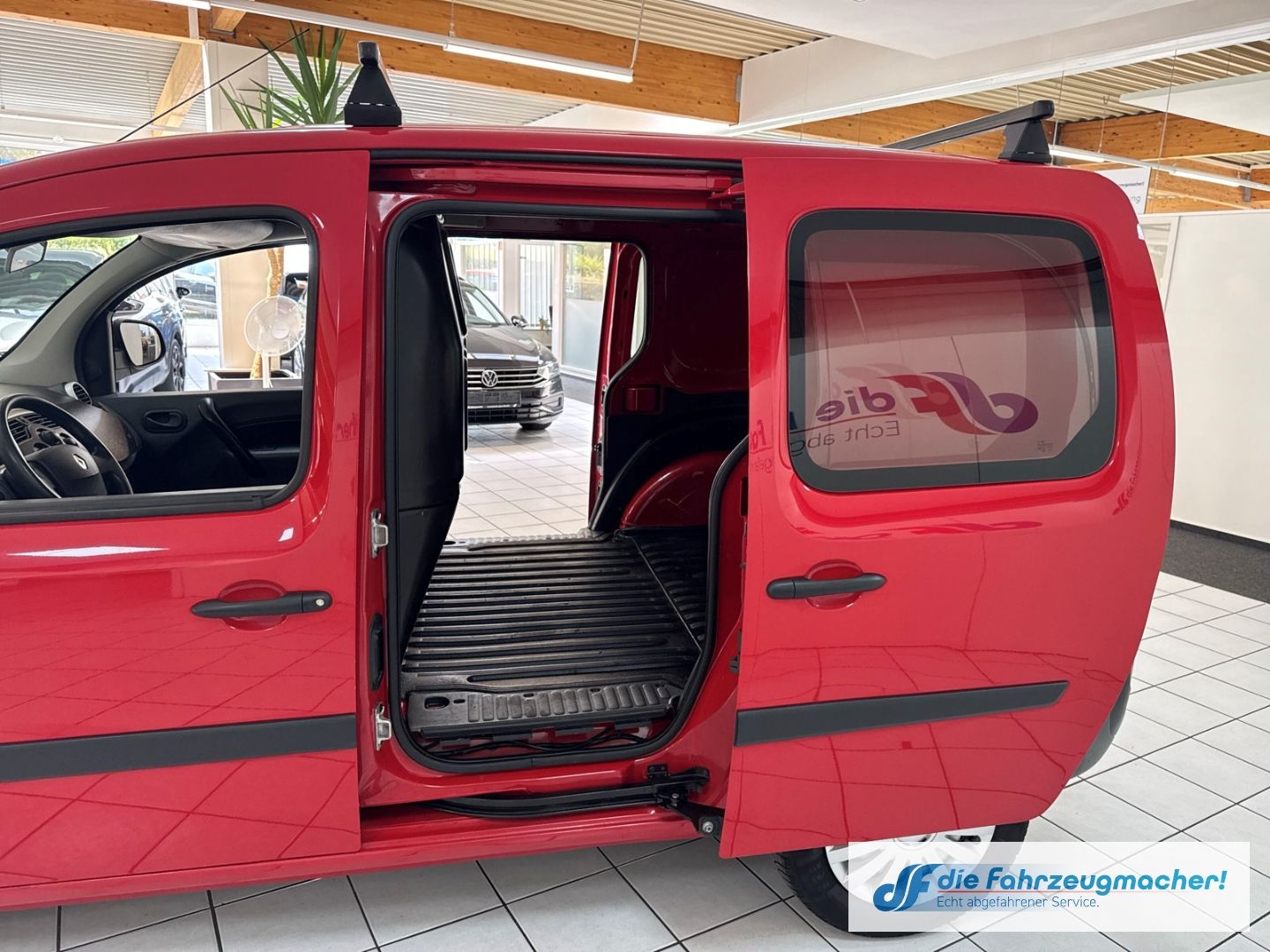 Fahrzeugabbildung Renault Kangoo Rapid Extra Fahrerprofil Tel.-Vorb. PDC B