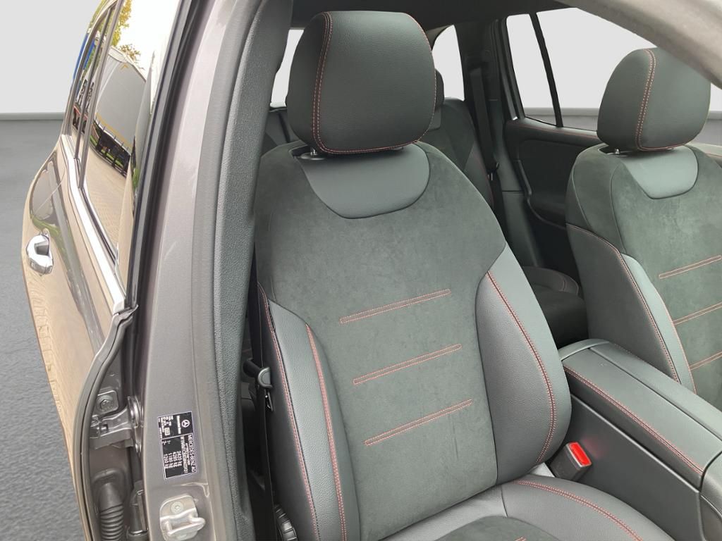 Fahrzeugabbildung Mercedes-Benz GLB 200 d AMG Line*el. Heckklappe*KEYLESS-GO*LED