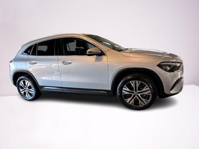 Other MERCEDES-BENZ GLA 200 d Automatic 4Matic Progres imagem 2