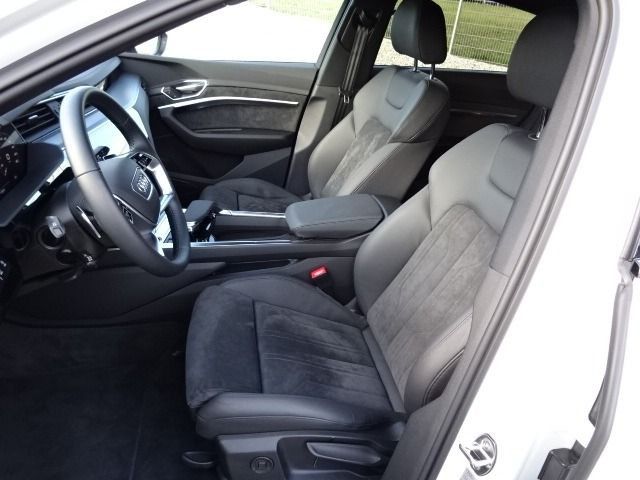 e-tron Sportback S line 50 Quattro