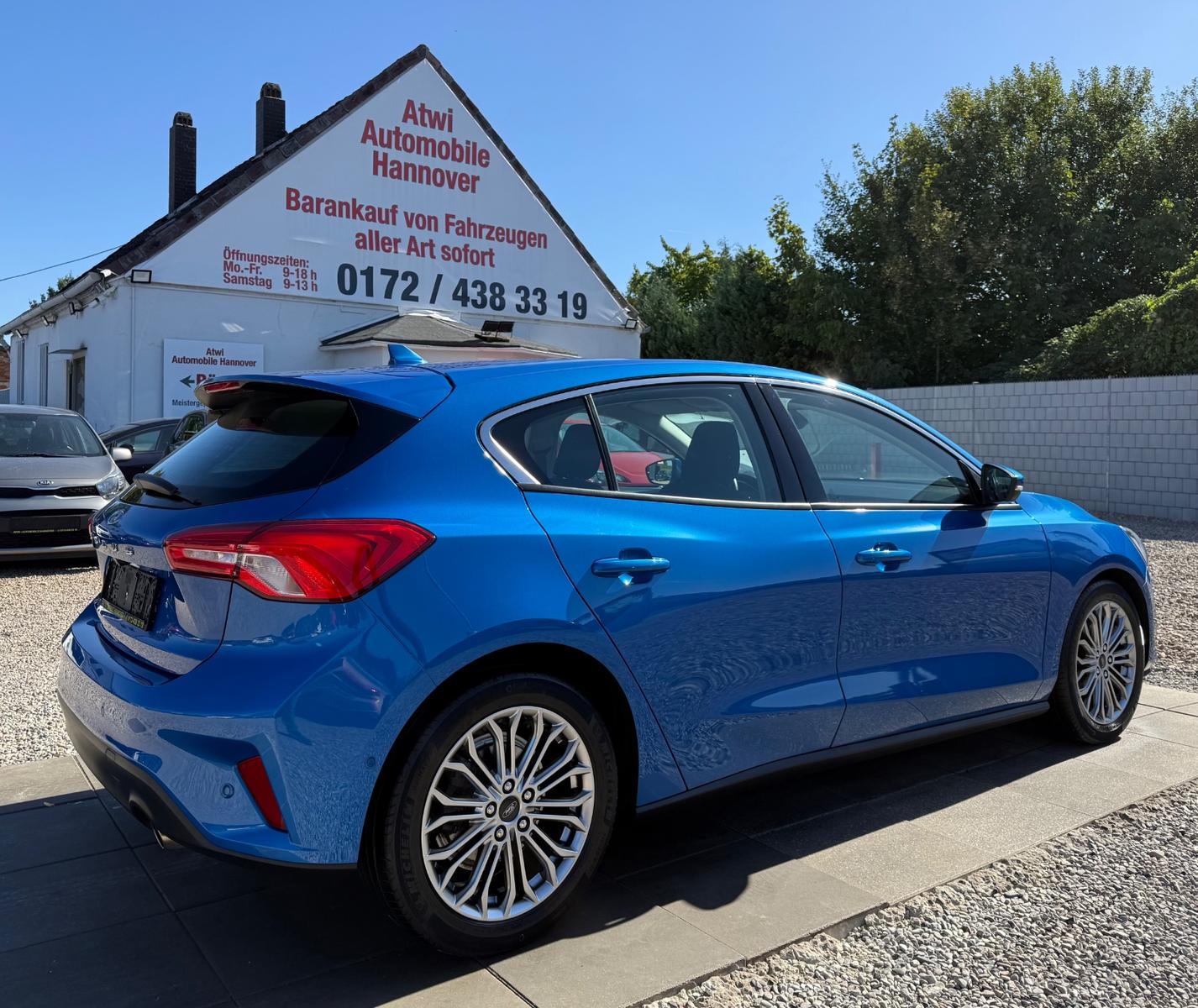 Ford Focus Titanium Sportsitze Sport Lenkrad