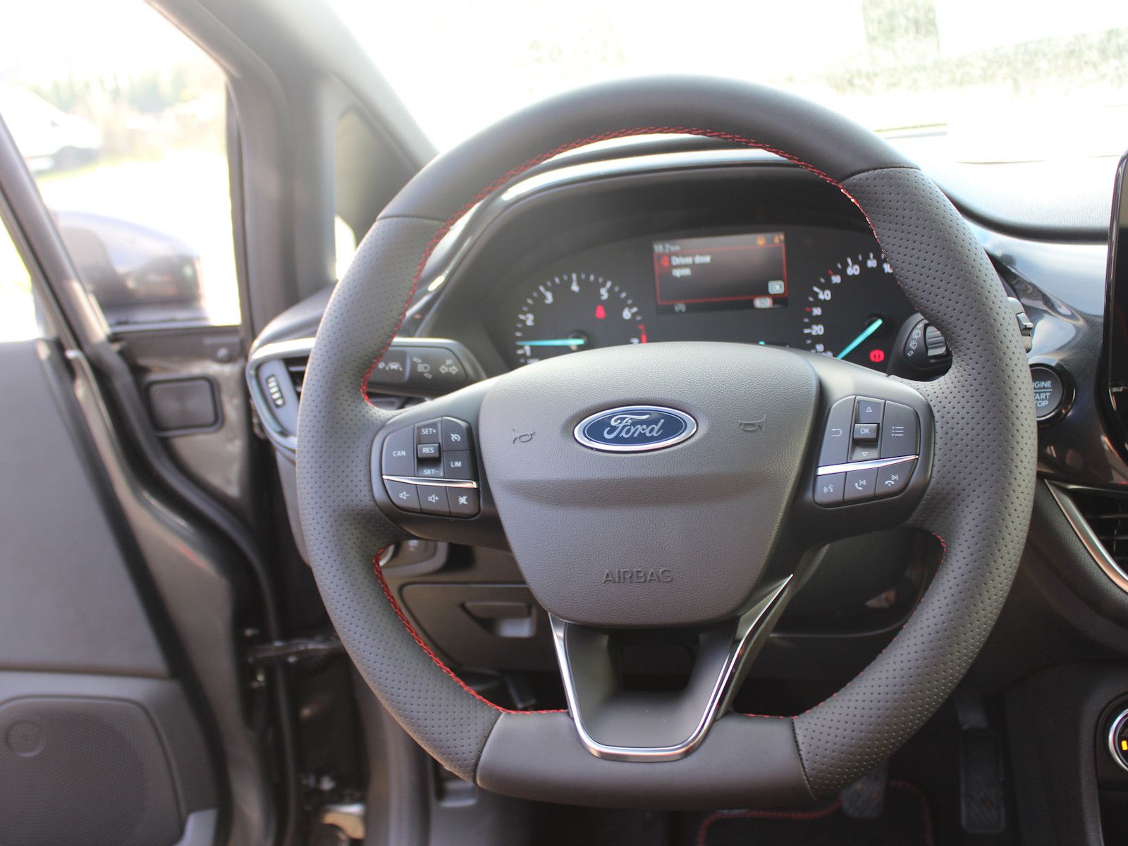 Fahrzeugabbildung Ford Fiesta ST-Line X 1,0 EcoBoost Hybrid