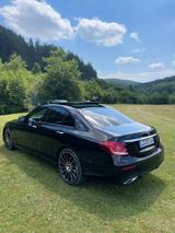 Mercedes-Benz E350d 4MATIC-AMG LINE-Burmester-Pano-9G-20 ZOLL - Mercedes-Benz E 350 aus 2018