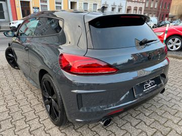 Fahrzeugabbildung Volkswagen Scirocco R SCHALENSITZE 6-GANG NAVI XENON KAMERA