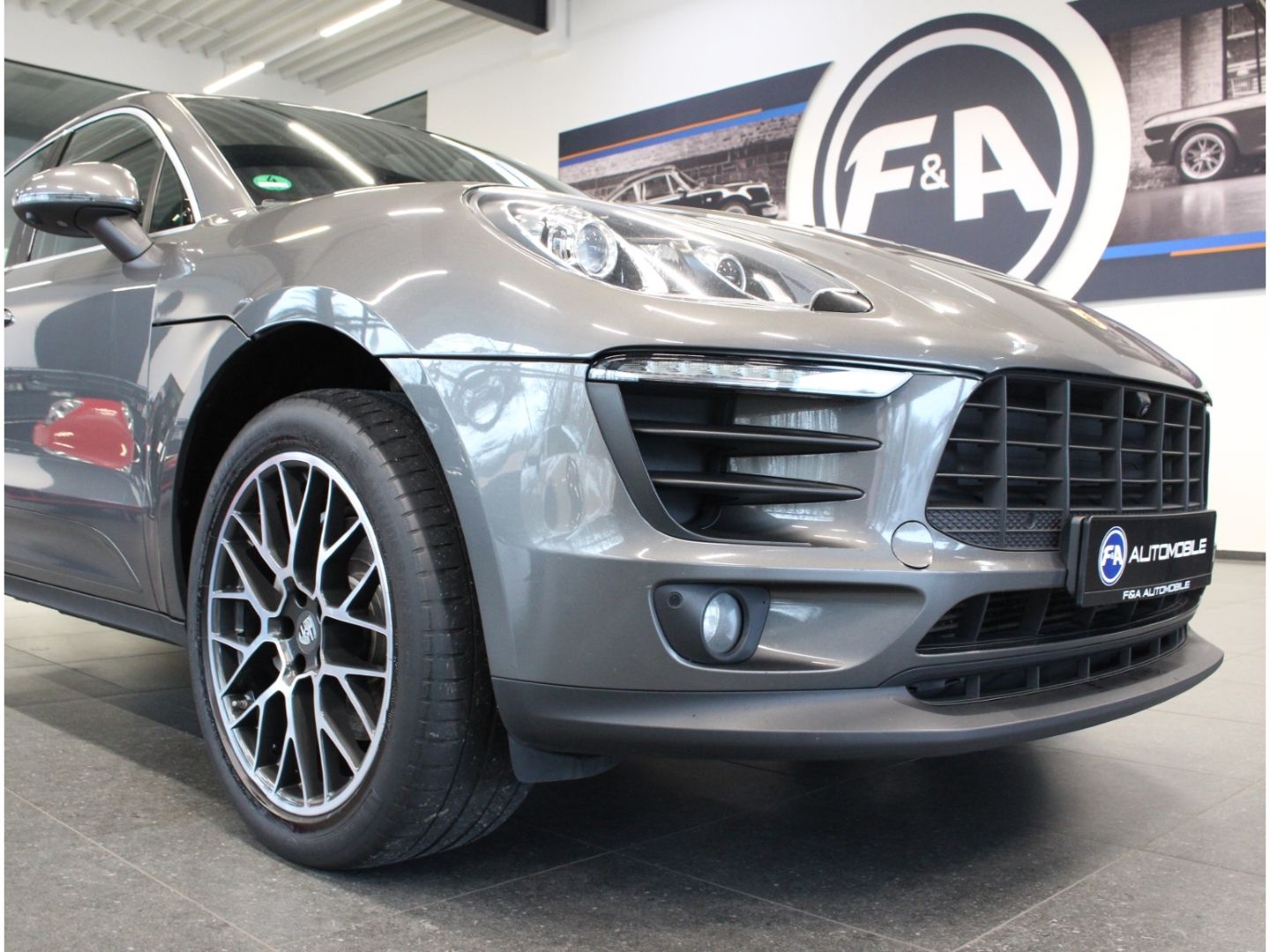 Fahrzeugabbildung Porsche Macan S Diesel Sport Chrono 2.Hand*Pano*Bose