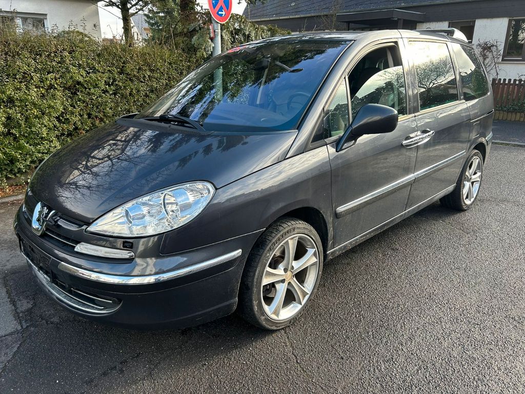 Peugeot 807