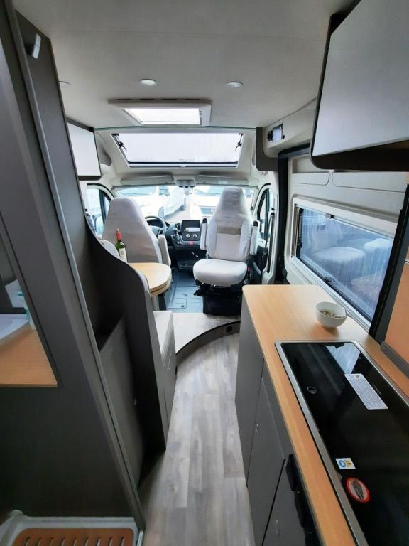 Fahrzeugabbildung LMC Innovan 600 Verfüg./Sparen Sie 15.981,- €