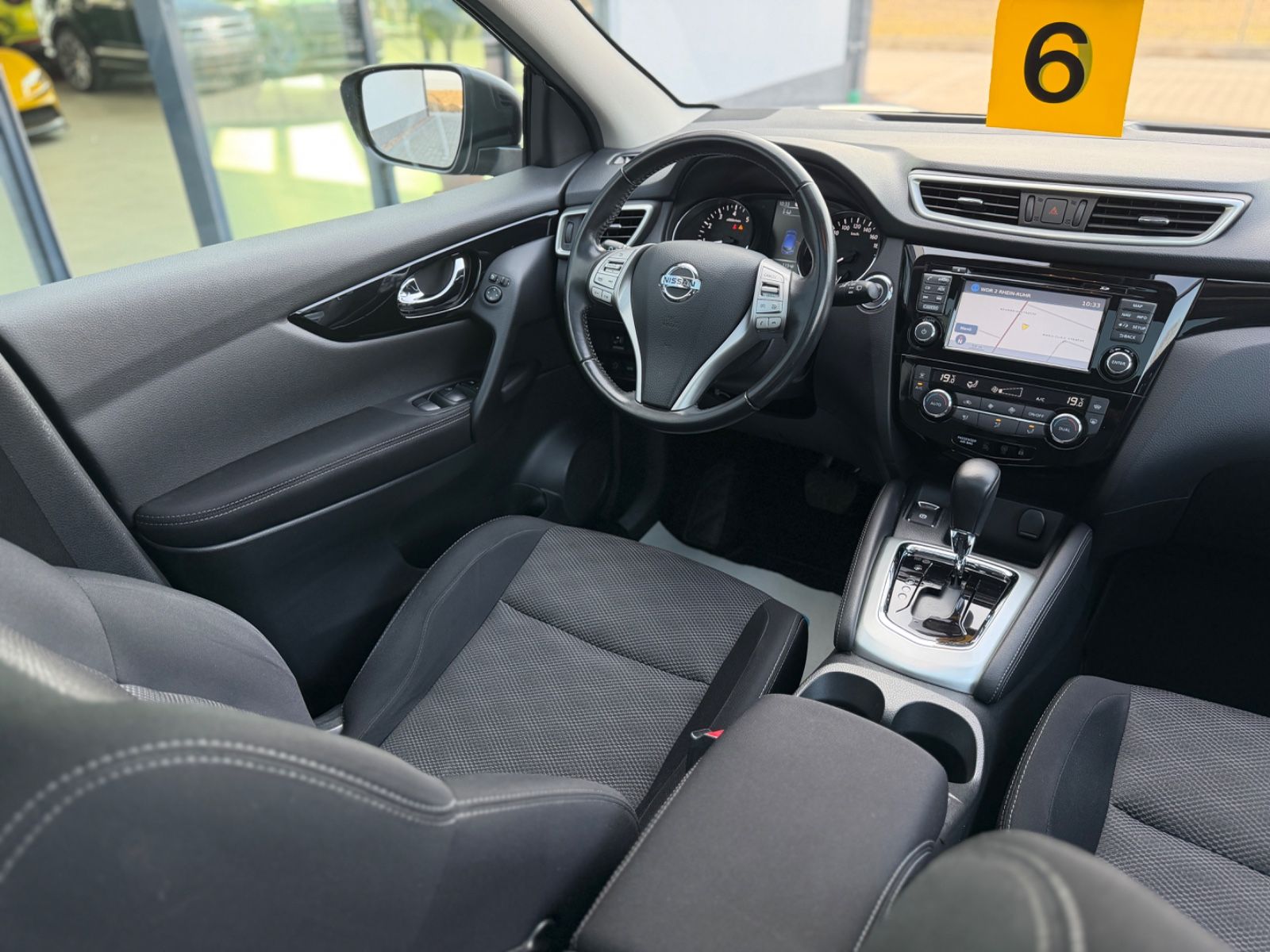 Qashqai N-Connecta 1.2 Autom. Navi Pano