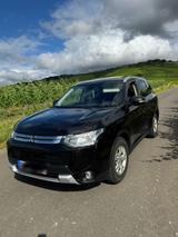 Mitsubishi Outlander ClearTec Intense 4WD ... - Mitsubishi Outlander Intense mit Diesel-Antrieb