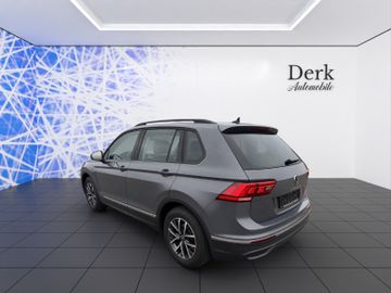 Volkswagen Tiguan - 3