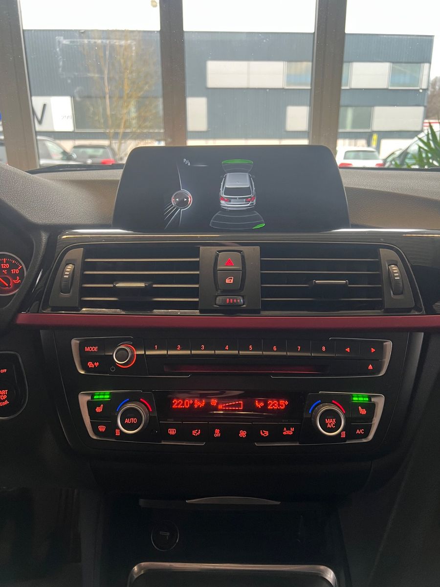 Fahrzeugabbildung BMW 316 i Touring F31 Sportline *NAVI *MELBOURNEROT