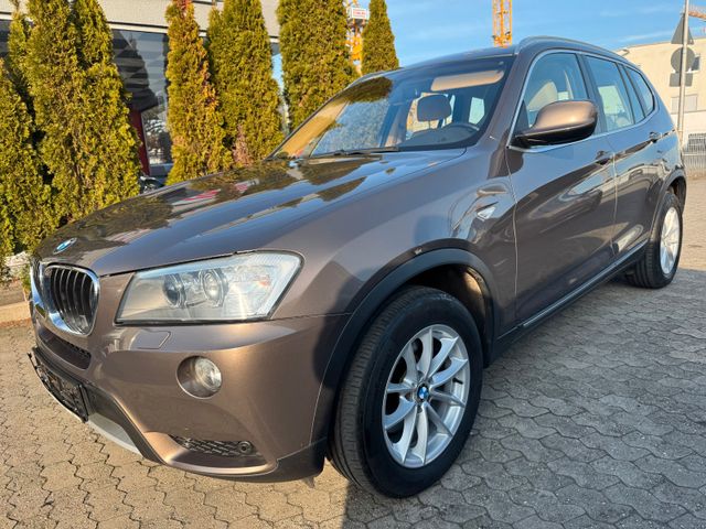 BMW X3 xDrive 20d  Xenon/SHZ/PDC Top Zustand