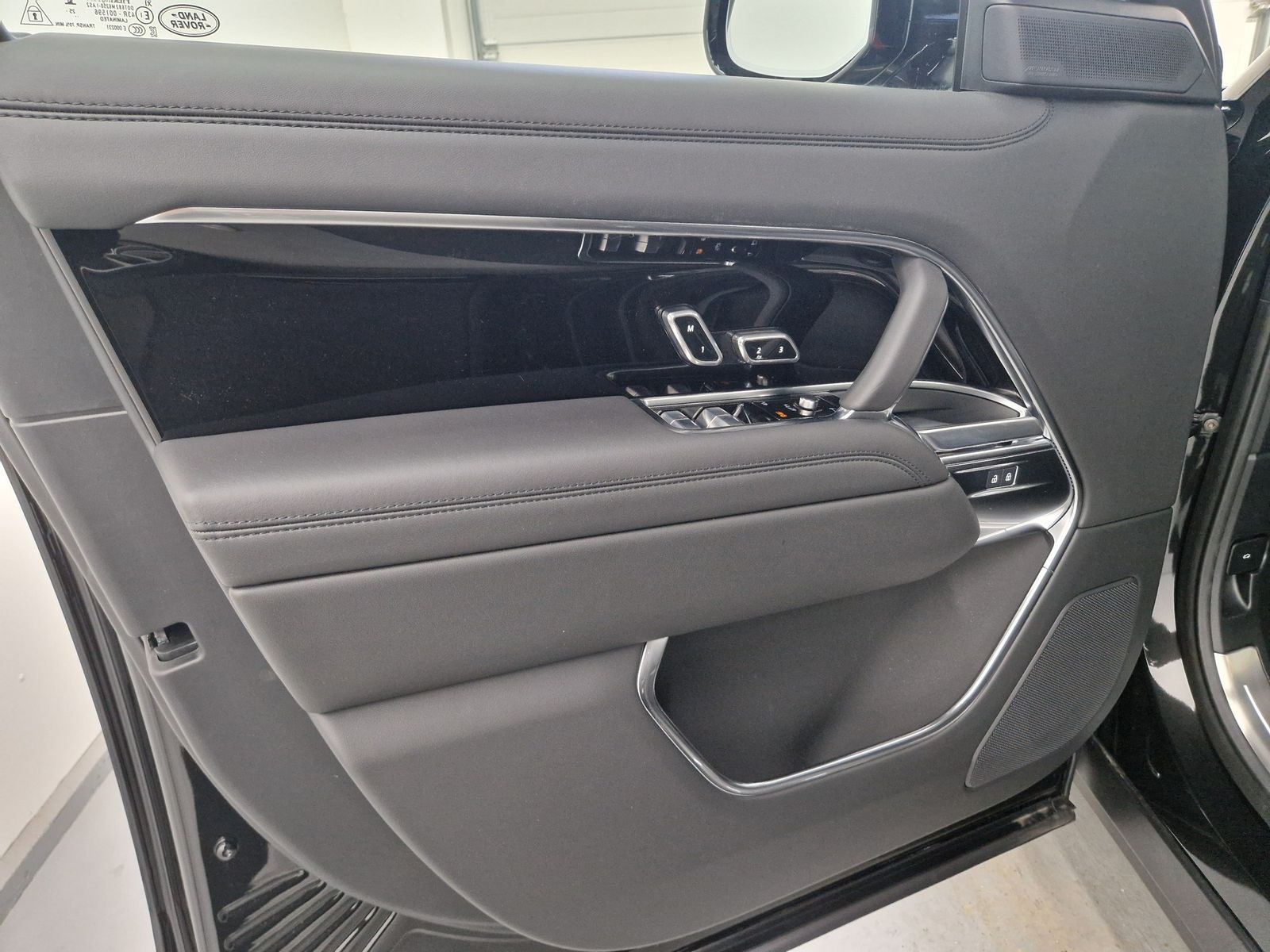 LAND ROVER Range Rover SWB 3.0 Plug-in-Hybrid P550 HSE SWB – Bild 32