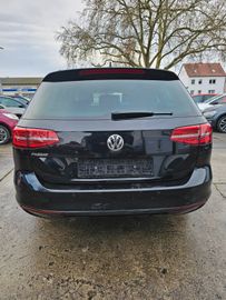 Volkswagen Passat Variant - 11